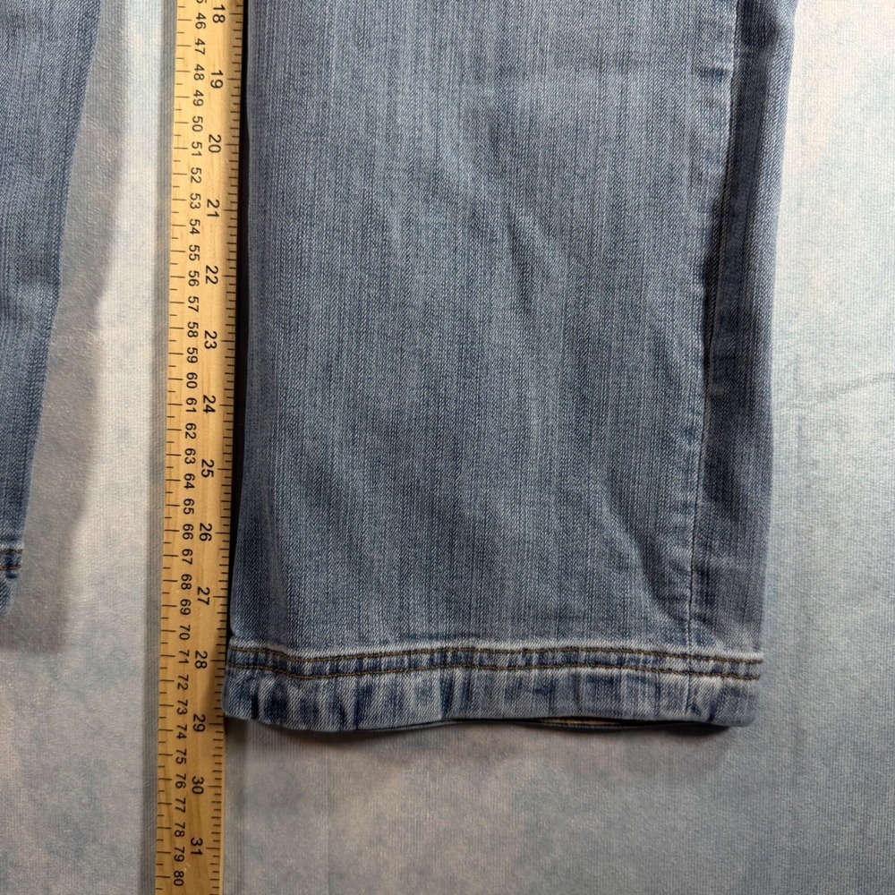 Duluth Ballroom Double Flex Jeans Mens 38x30 Light Wash Excellent Relaxed Fit - Picture 9 of 11